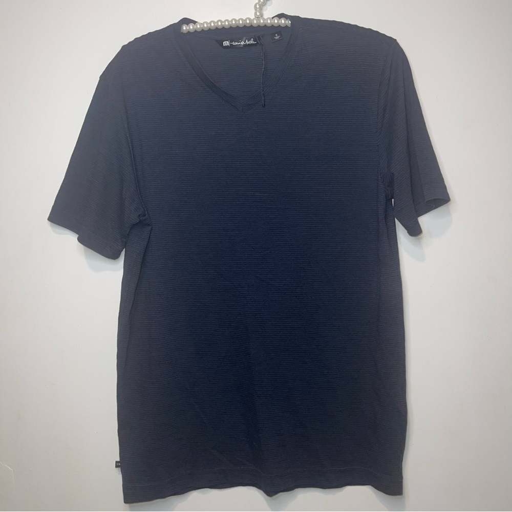NWOT Travis Mathew V Neck T Shirt